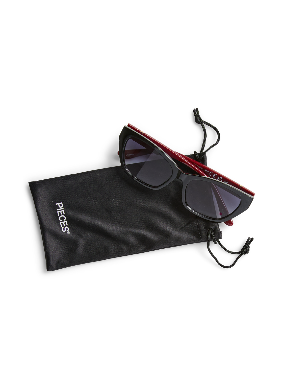 pack_shot-detail